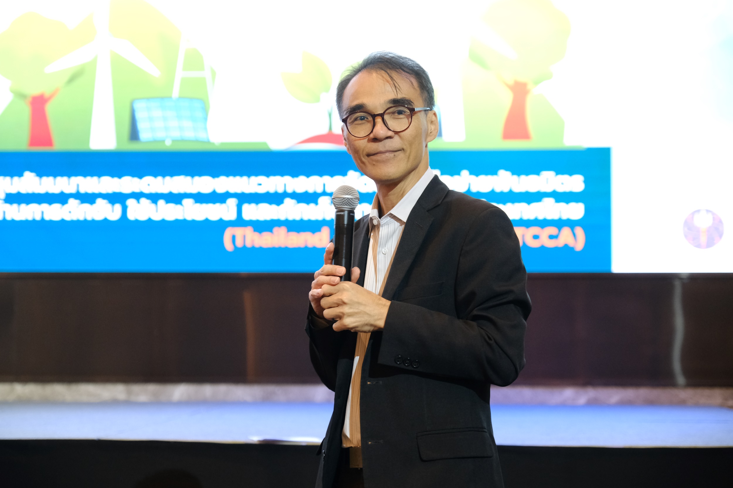 14 ดร. สุธี ผู้เจริญชนะชัย คุณยุทธนา เจริญวงศ์ กรรมการผู้จัดการ บริษัท บีแอลซีพี เพาเวอร์ จำกัด